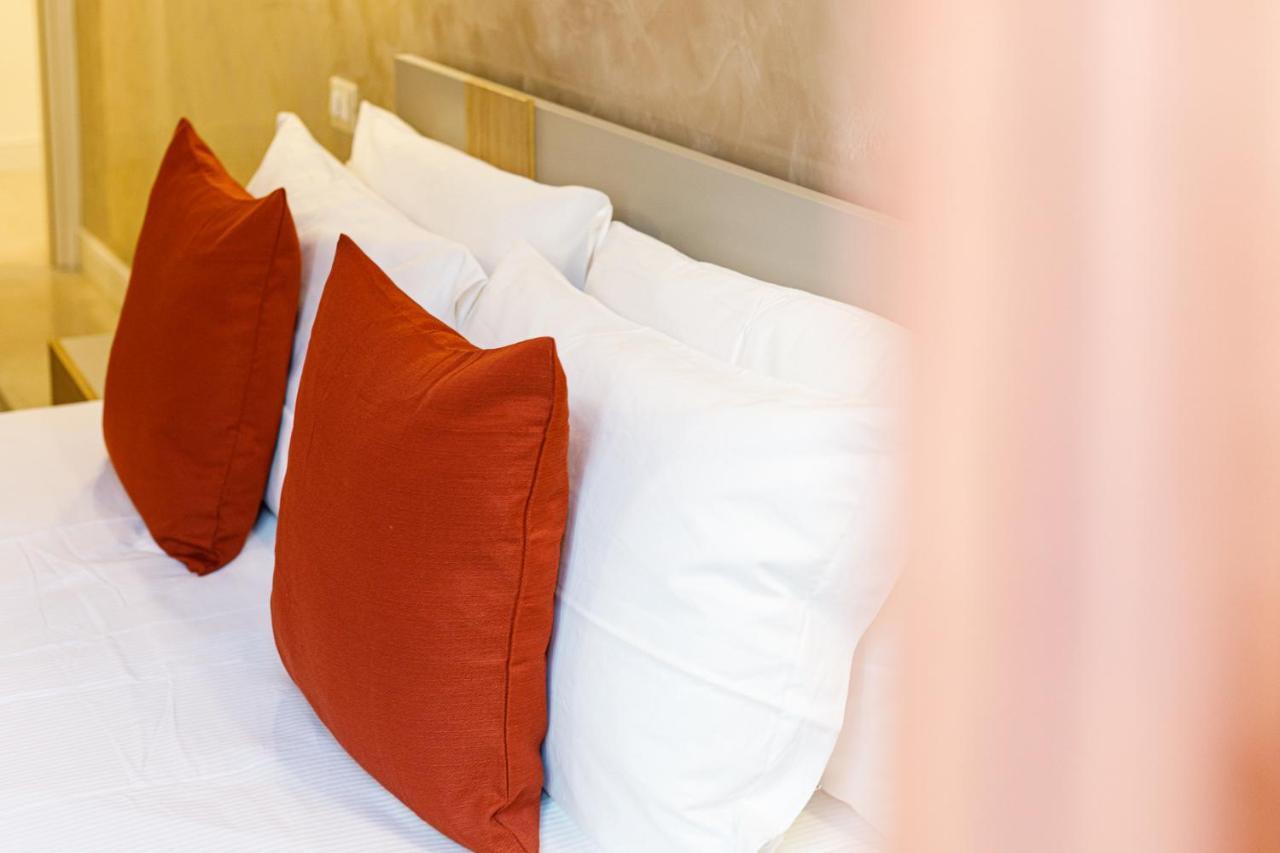 Erreggi Luxury Rooms Рим Екстер'єр фото