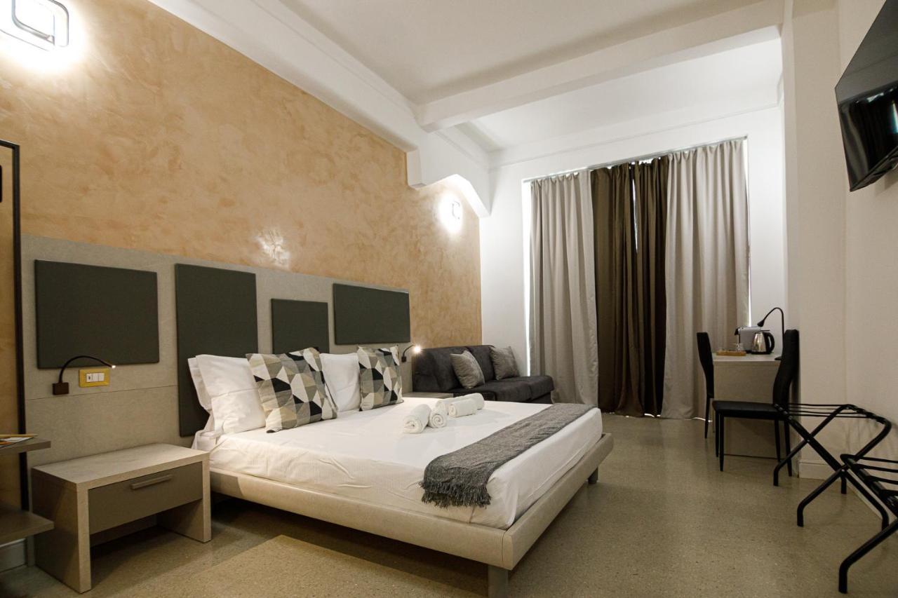 Erreggi Luxury Rooms Рим Екстер'єр фото