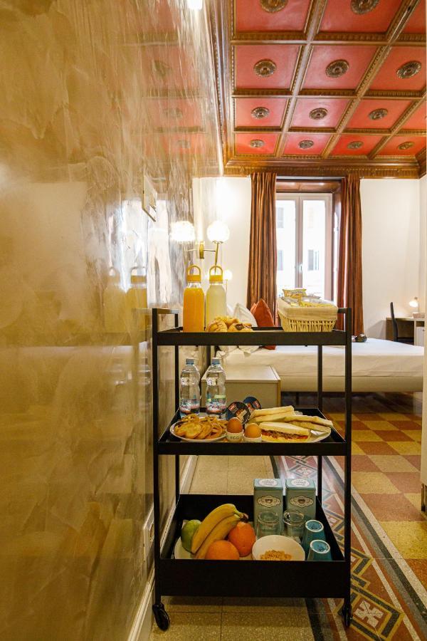 Erreggi Luxury Rooms Рим Екстер'єр фото