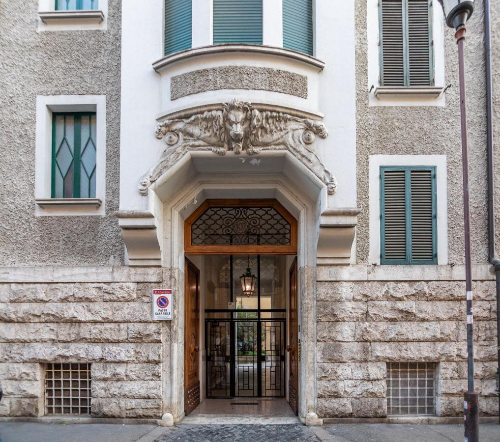 Erreggi Luxury Rooms Рим Екстер'єр фото